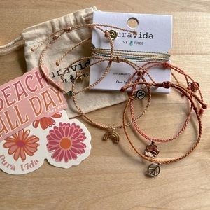Pura Vida Bracelets